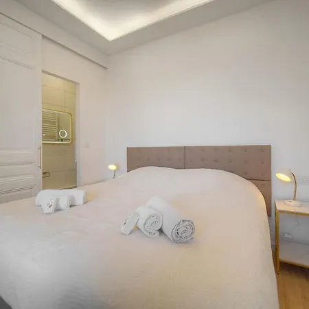 Luxueux 3 Balcon, Carre D'or- Coeur De A3b129