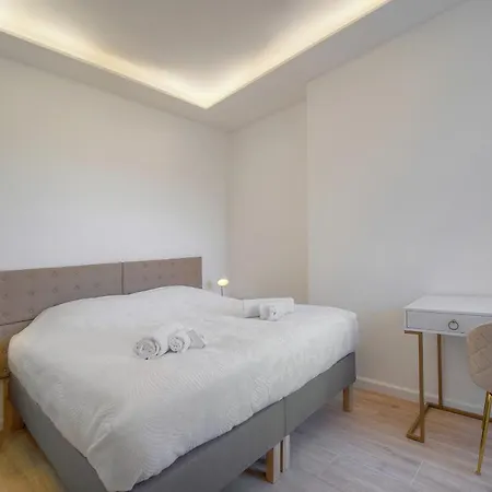 Διαμέρισμα Luxueux 3 Balcon, Carre D'or- Coeur De A3b129 *