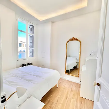 Exceptionnel 4 Pieces Balcon Carre D Or A3b129 * Cannes